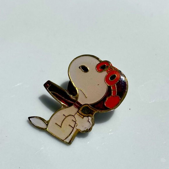 Peanuts Jewelry - Snoopy Flying Ace lapel pin